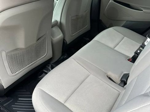 Used 2018 Hyundai Tucson SEL AWD/4WD image 17