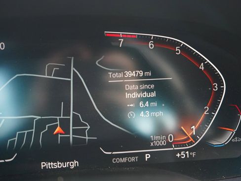 Used 2022 BMW 840i xDrive Convertible w/ Comfort Seating Package image 32