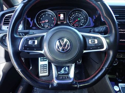 Used 2018 Volkswagen GTI SE FWD image 14