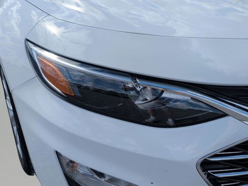 Used 2025 Chevrolet Malibu LT FWD image 30