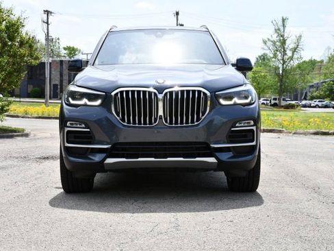 Used 2021 BMW X5 xDrive40i w/ Premium Package image 2
