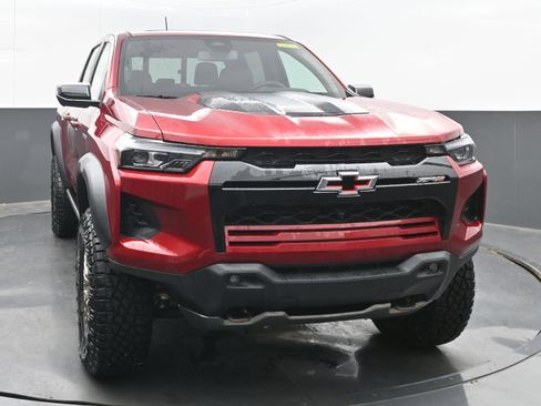 New 2026 Chevrolet Colorado ZR2 w/ Technology Package AWD/4WD image 3