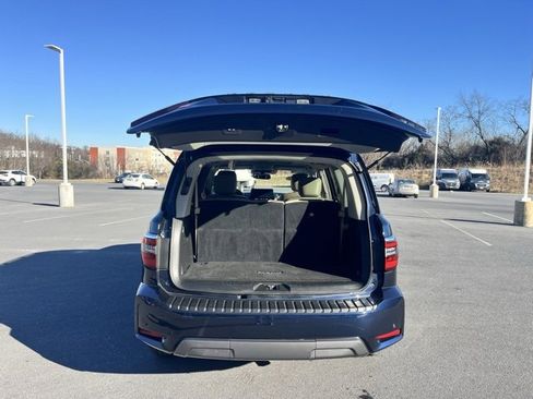 Certified 2022 Nissan Armada SL w/ Captain's Chairs Package image 7