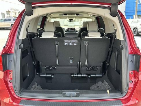 Certified 2025 Honda Odyssey Elite image 10
