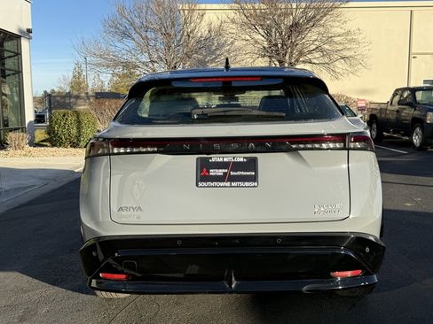 Used 2024 Nissan Ariya EVOLVE+ e-4ORCE image 6