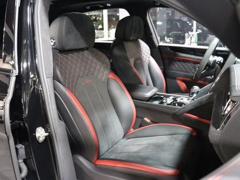Used 2021 Bentley Bentayga Speed AWD/4WD image 50