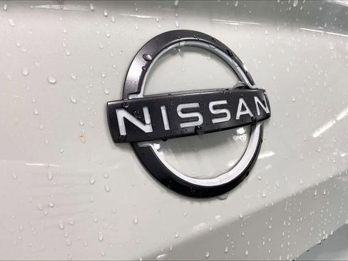 Used 2023 Nissan Altima 2.5 SV AWD/4WD image 10