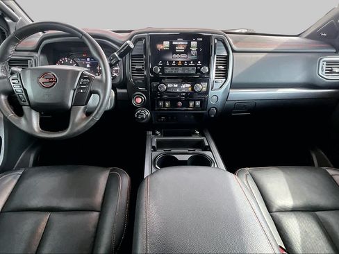 Used 2024 Nissan Titan PRO-4X w/ Pro-4x Convenience Package AWD/4WD image 16