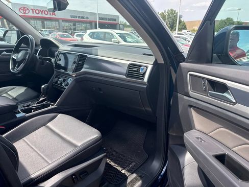 Used 2021 Volkswagen Atlas SEL R-Line AWD/4WD image 15