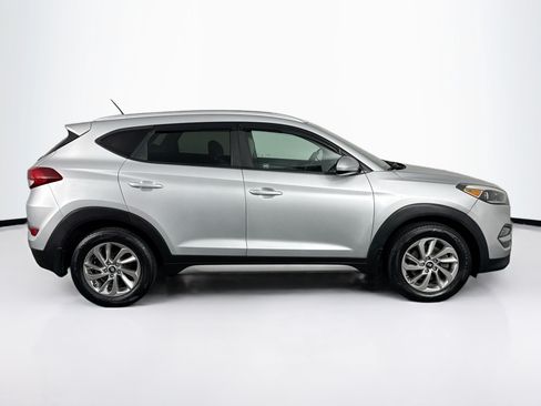 Used 2017 Hyundai Tucson SE w/ SE Popular Package 02 AWD/4WD image 12