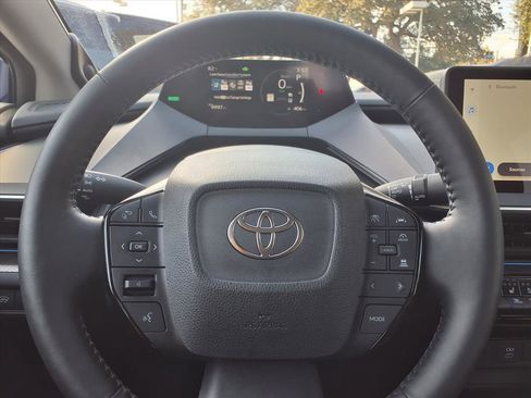 Used 2025 Toyota Prius Limited image 18