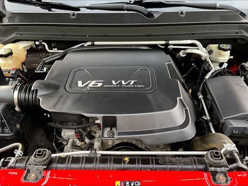 Used 2015 Chevrolet Colorado Z71 AWD/4WD image 10