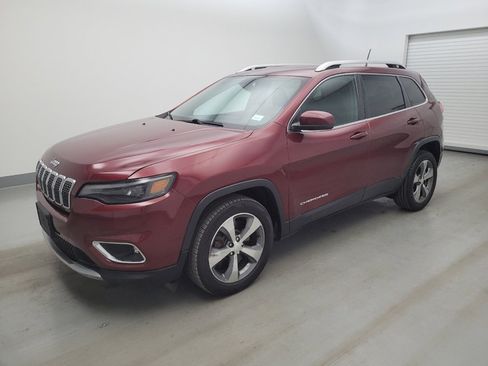 Used 2019 Jeep Cherokee Limited FWD image 2