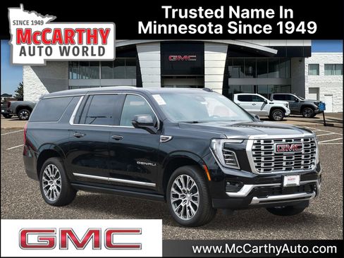 New 2026 GMC Yukon XL Denali w/ Denali Reserve Package AWD/4WD image 1