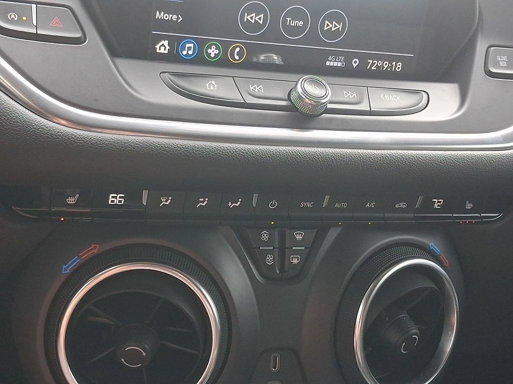 Used 2020 Chevrolet Blazer LT AWD/4WD image 17