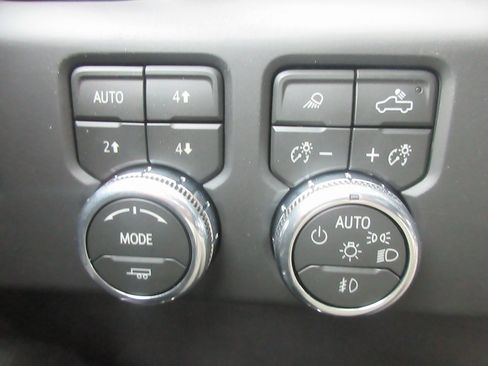 New 2026 GMC Sierra 1500 AT4X image 17