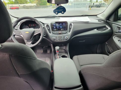 Certified 2024 Chevrolet Malibu RS image 12