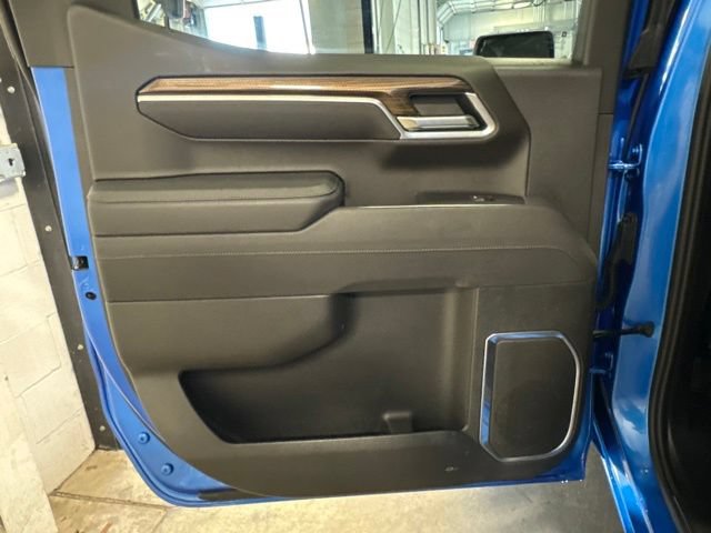 Used 2026 Chevrolet Silverado 1500 RST AWD/4WD image 31