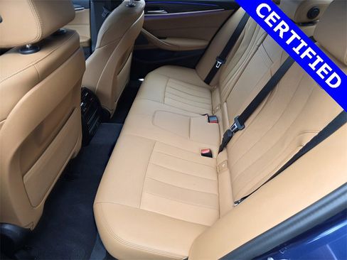 Used 2023 BMW 540i w/ Premium Package image 14