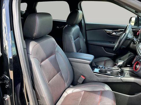 Used 2023 Chevrolet Blazer RS w/ Driver Confidence II Package FWD image 9