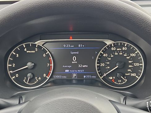 Used 2025 Nissan Altima 2.5 SV FWD image 21