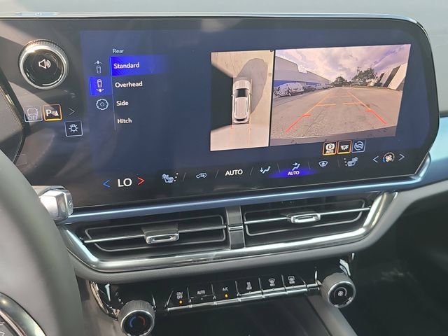 New 2026 Chevrolet Equinox EV LT w/ LPO, Blackout Package FWD image 27