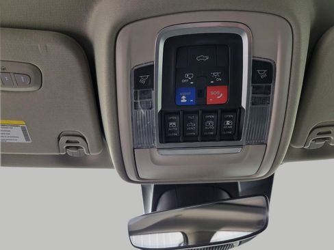 Used 2022 RAM 1500 Laramie AWD/4WD image 47