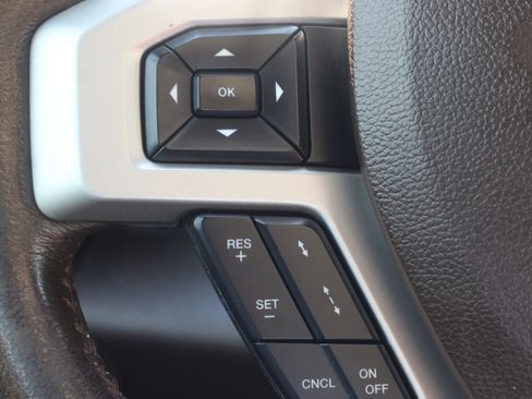 Used 2019 Ford F150 King Ranch w/ Equipment Group 601A Luxury AWD/4WD image 16