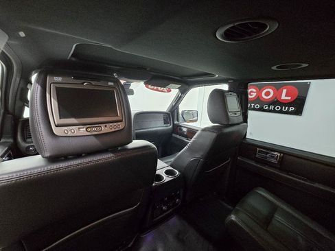 Used 2016 Lincoln Navigator L Reserve RWD image 14