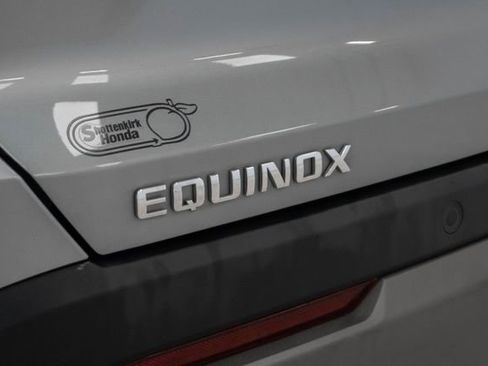 Used 2025 Chevrolet Equinox LT w/ Convenience Package II FWD image 12