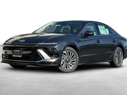 New 2026 Hyundai Sonata SEL FWD image 2