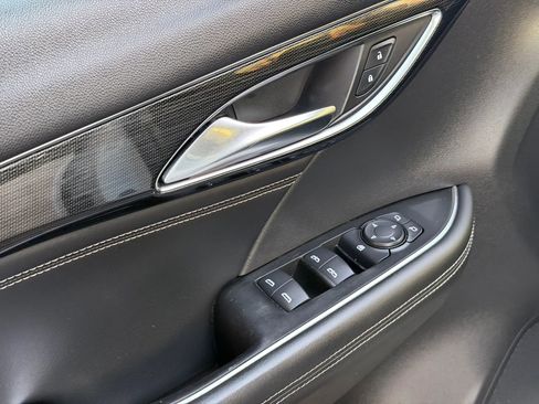 Used 2022 Buick Envision Preferred w/ Safety Package FWD image 28