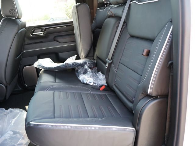 New 2026 GMC Sierra 2500 AT4X w/ LPO, Black Badging Package AWD/4WD image 14