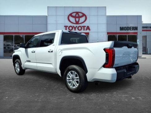 Certified 2025 Toyota Tundra SR5 w/ SR5 Premium Package AWD/4WD image 3