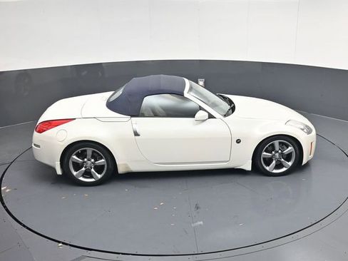 Used 2006 Nissan 350Z Touring image 31