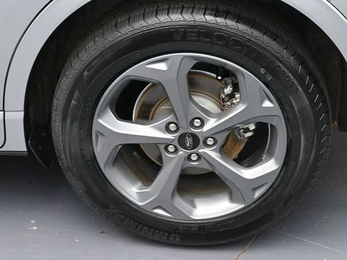 Used 2024 Ford Escape ST-Line w/ Cold Weather Package FWD image 8