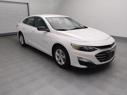 Used 2024 Chevrolet Malibu LS FWD image 11