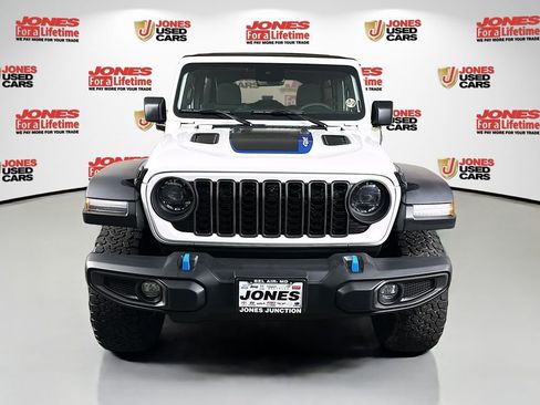 Used 2024 Jeep Wrangler Unlimited Rubicon 4xe w/ Technology Group AWD/4WD image 12
