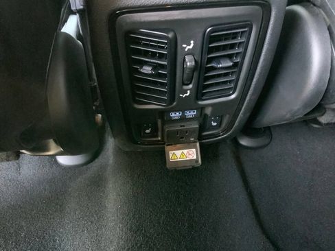 Certified 2023 Dodge Durango R/T RWD image 19