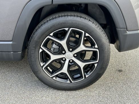Certified 2024 Jeep Compass Limited AWD/4WD image 5