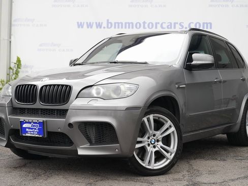 Used 2011 BMW X5 M image 2