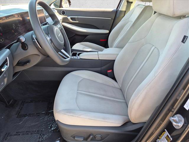 Used 2025 Hyundai Sonata SEL FWD image 21