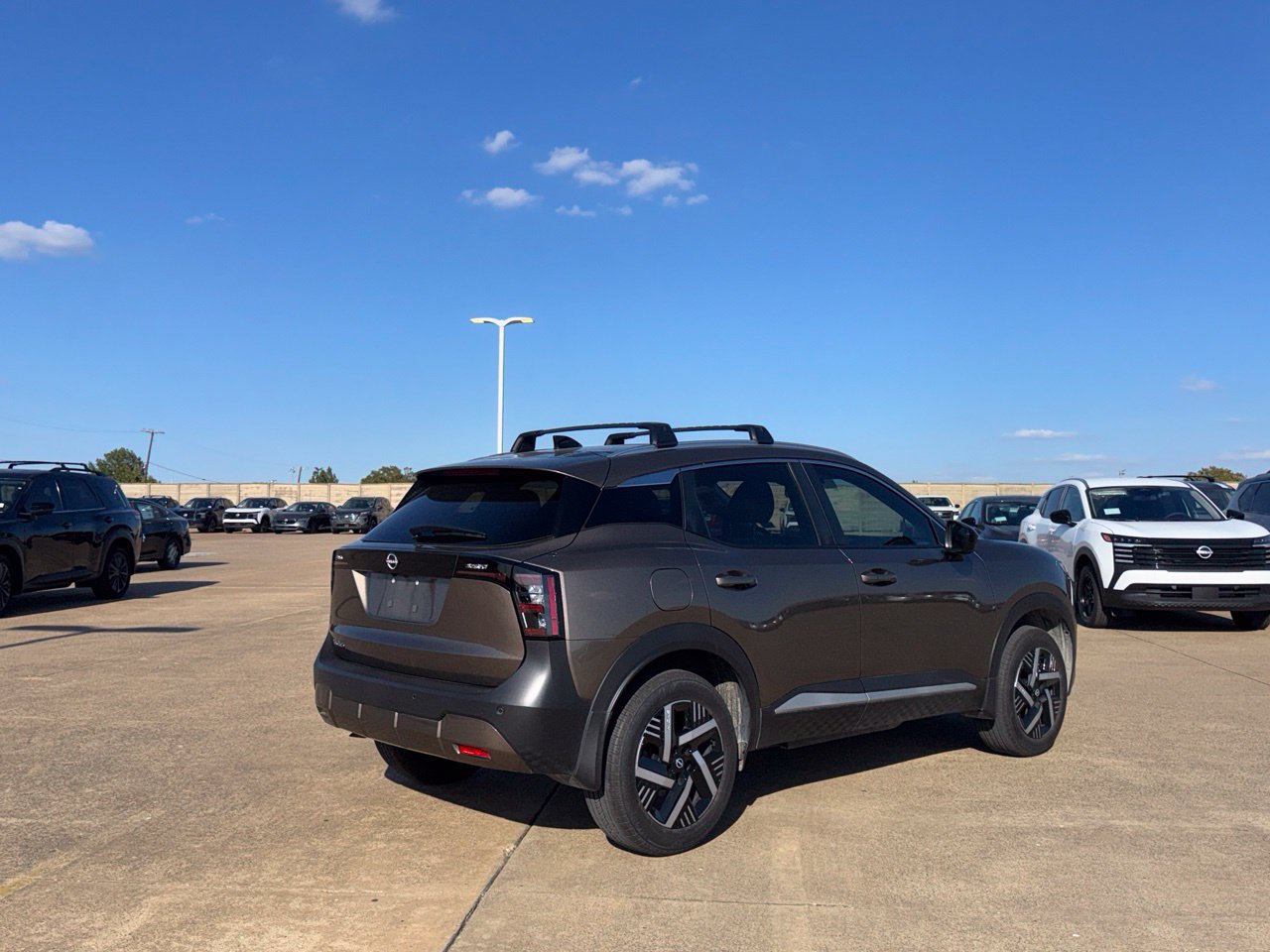 Used 2026 Nissan Kicks SV w/ Cold Weather Package FWD image 25