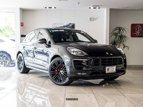 Used 2017 Porsche Macan GTS AWD/4WD image 5