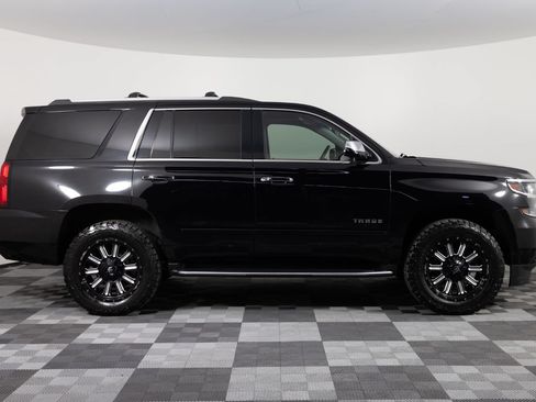 Used 2017 Chevrolet Tahoe Premier AWD/4WD image 9