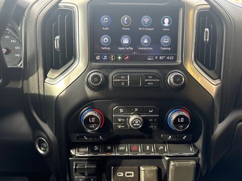 Used 2021 Chevrolet Silverado 1500 LT Trail Boss w/ Convenience Package II image 21