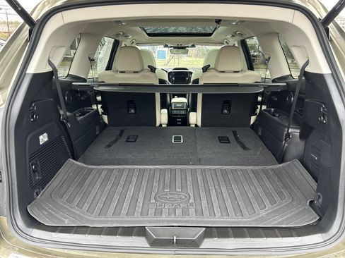 Used 2024 Subaru Ascent Limited w/ Technology Package AWD/4WD image 18