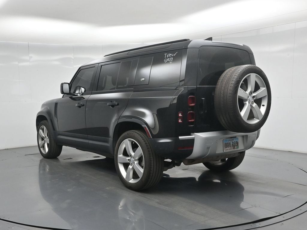 Used 2024 Land Rover Defender 110 S AWD/4WD image 13
