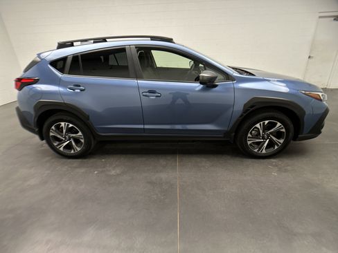 Used 2024 Subaru Crosstrek 2.0i Premium AWD/4WD image 10