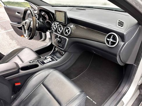 Used 2015 Mercedes-Benz GLA 45 AMG 4MATIC w/ Driver Assistance Package image 31